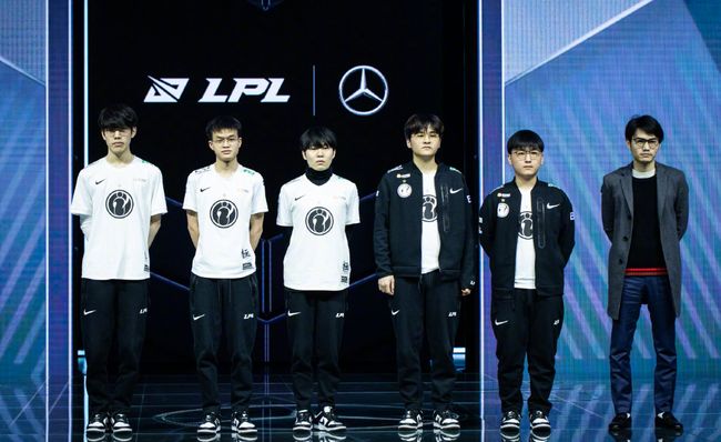 的激情与期 的激情与期