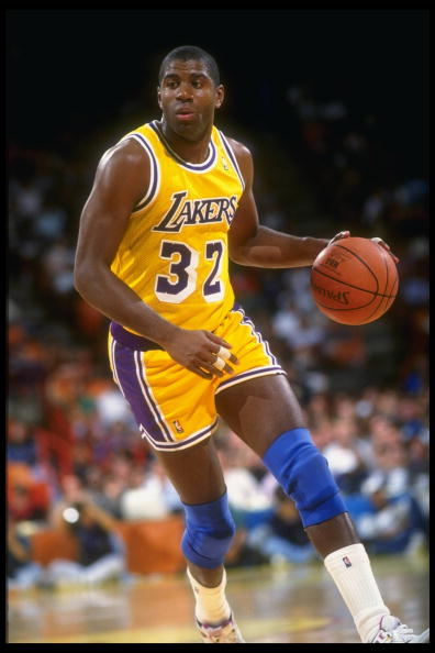 关键时刻应 关键时刻应